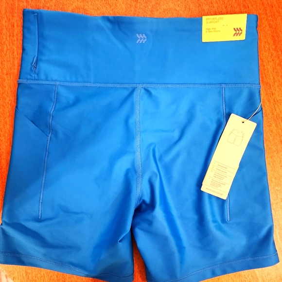 all in motion Pants - All In MOTION Blue Athletic Shorts. WOW 4 POCKETS